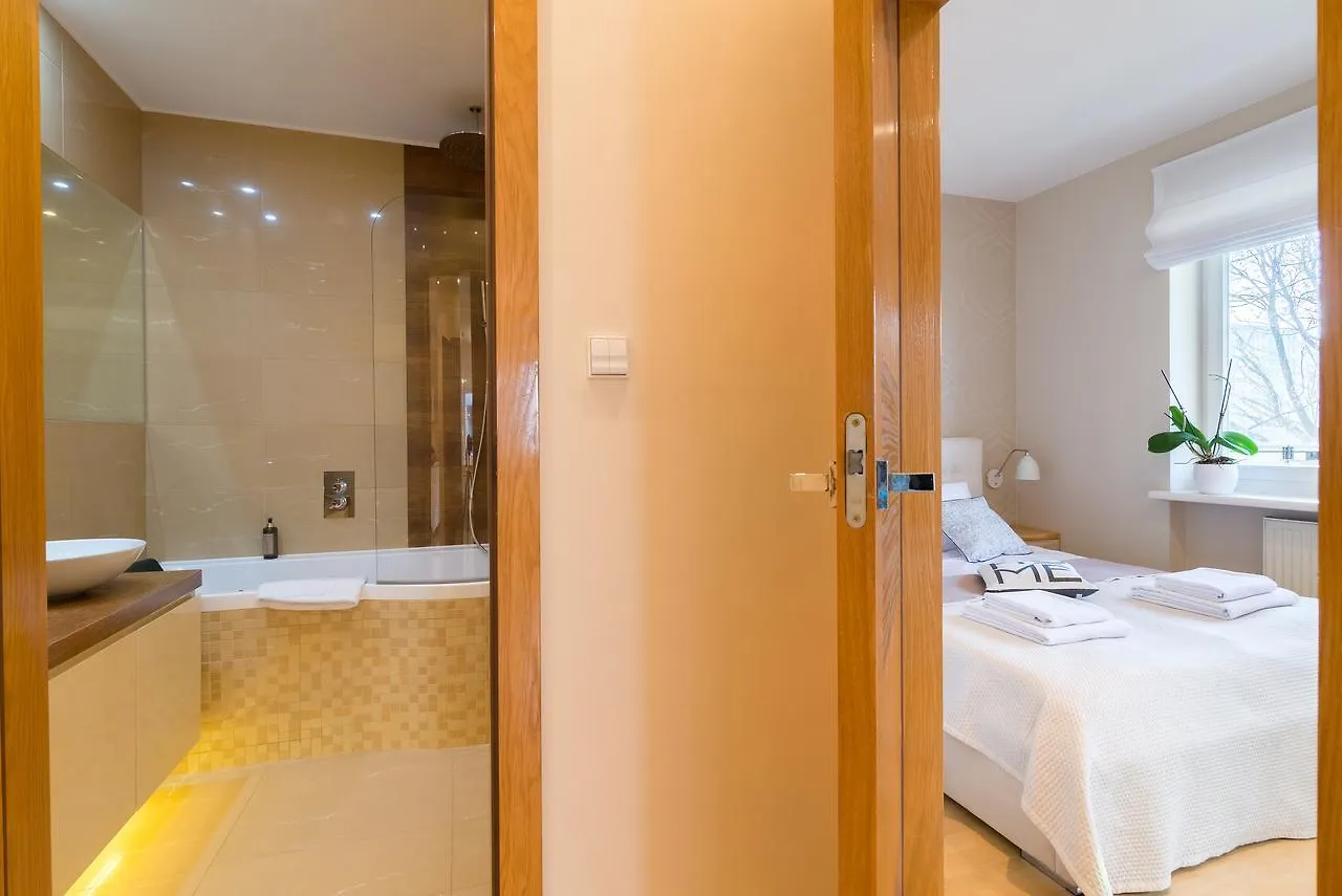 Rent Like Home Domaniewska 22A Warsaw Apartment